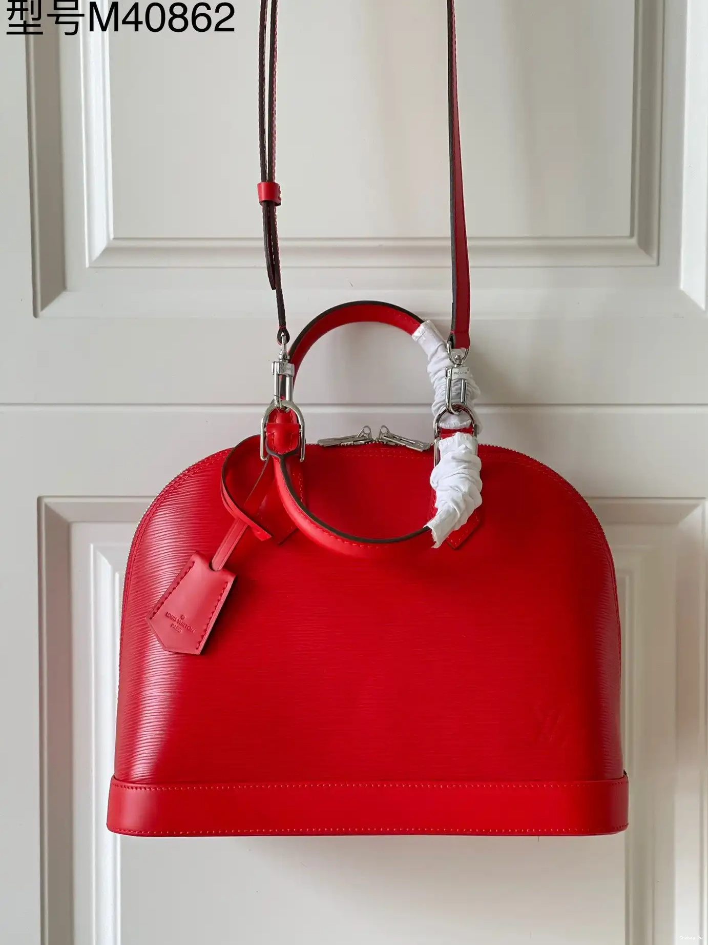 VUITTON LOUIS ALMA PM 0619